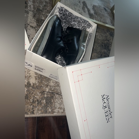 Worn once - Picture 1 of 6